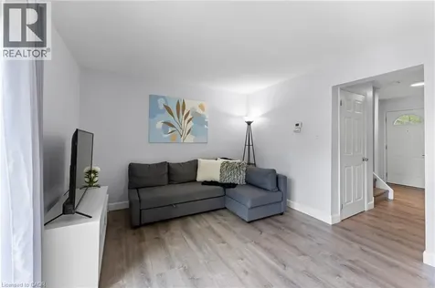 3322 Addison Avenue Niagara Falls ON L2J 3L1