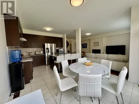 55 Duggan Street Aurora ON L4G 0Y9