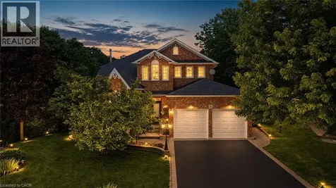 28 Taywood Court Hamilton ON L9H 7A2