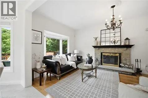 28 Taywood Court Hamilton ON L9H 7A2