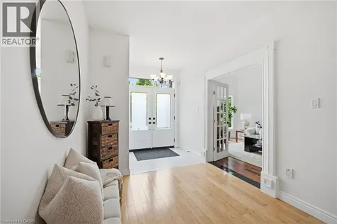 28 Taywood Court Hamilton ON L9H 7A2