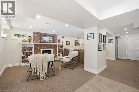 28 Taywood Court Hamilton ON L9H 7A2