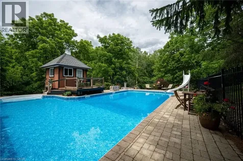 28 Taywood Court Hamilton ON L9H 7A2