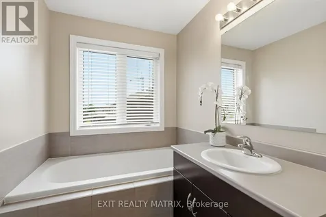 552 Via Mattino Way Ottawa ON K2J 6B8