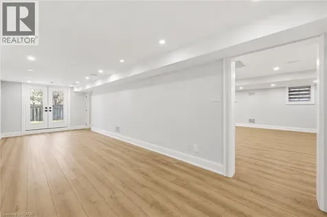 2029 Kempton Park Drive Mississauga ON L5M 2Z4