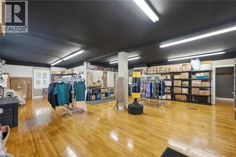 1260 Highway 8 Stoney Creek ON L8E 5Y3