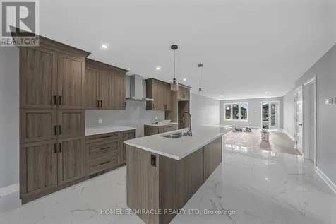 21 Portland Drive Cornwall ON K6H 0J4
