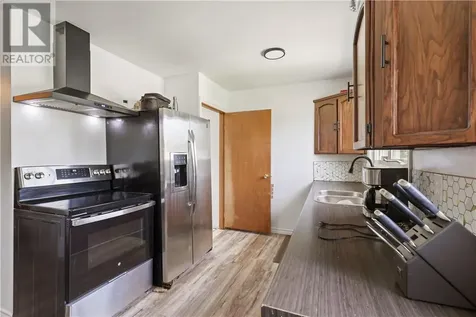 1361 Rose Marie Avenue Sudbury ON P3A 4E4