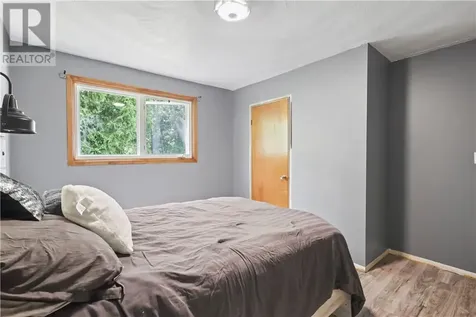 1361 Rose Marie Avenue Sudbury ON P3A 4E4
