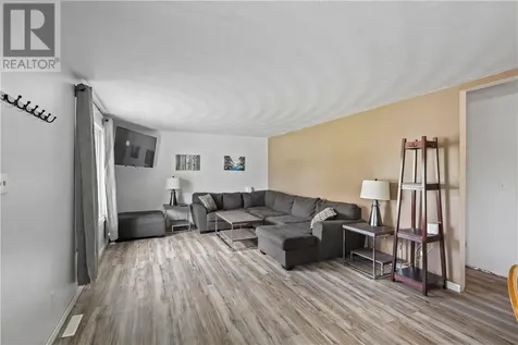 1361 Rose Marie Avenue Sudbury ON P3A 4E4