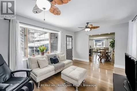 17 Walker Avenue Orillia ON L3V 6G8