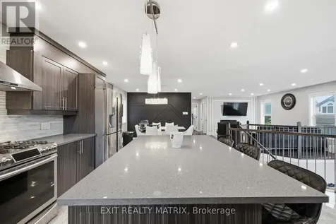 1511 Rumford Drive Ottawa ON K4A 4B7