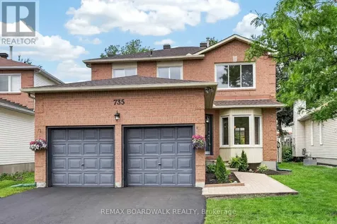 735 Clearcrest Crescent Ottawa ON K4A 3E7