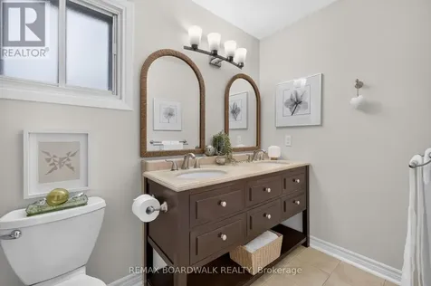 735 Clearcrest Crescent Ottawa ON K4A 3E7