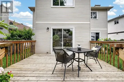 735 Clearcrest Crescent Ottawa ON K4A 3E7