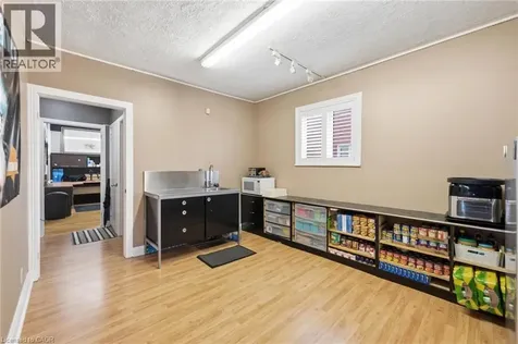 1260 Highway 8 Stoney Creek ON L8E 5Y3
