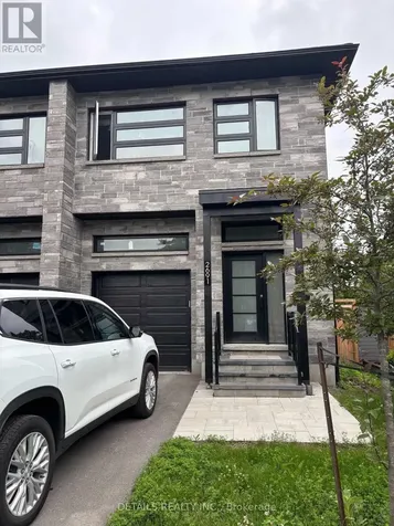 2691 Violet Street Ottawa ON K2B 6X1