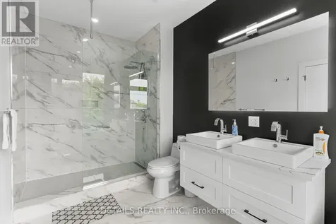 2691 Violet Street Ottawa ON K2B 6X1