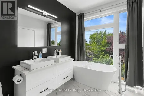 2691 Violet Street Ottawa ON K2B 6X1
