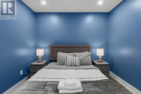 2691 Violet Street Ottawa ON K2B 6X1