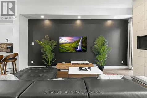 2691 Violet Street Ottawa ON K2B 6X1