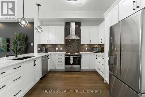 2691 Violet Street Ottawa ON K2B 6X1