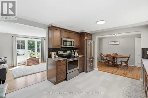 106 Cedar Court Chatsworth ON N0H 1G0