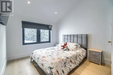 142 Sixth Street Collingwood ON L9Y 1Y9