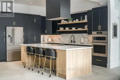 142 Sixth Street Collingwood ON L9Y 1Y9