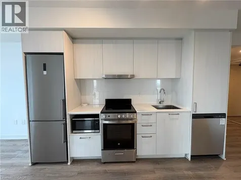 195 Commerce Street Vaughan ON L4K 0P9