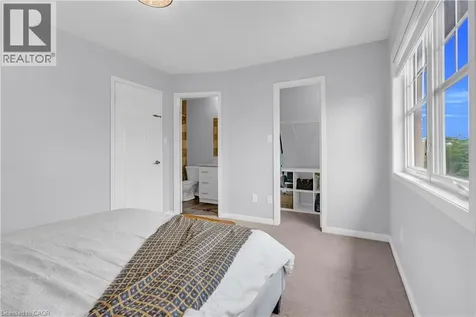 2435 Coho Way Oakville ON L6M 0G7