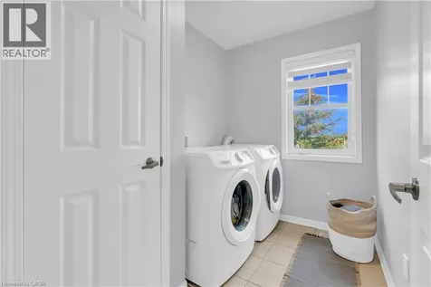 2435 Coho Way Oakville ON L6M 0G7