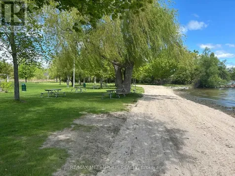 593 Lakeshore Road East Oro-medonte ON L5G 1J4
