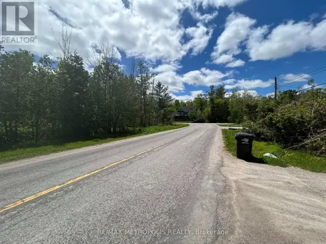 593 Lakeshore Road East Oro-medonte ON L5G 1J4