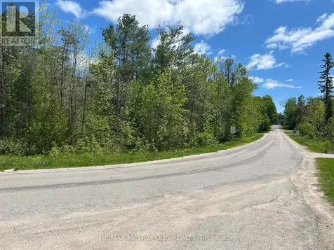 593 Lakeshore Road East Oro-medonte ON L5G 1J4