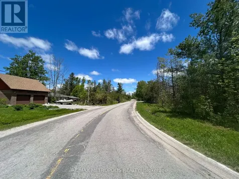 593 Lakeshore Road East Oro-medonte ON L5G 1J4