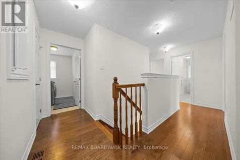 336 Gallantry Way Ottawa ON K2S 0R1