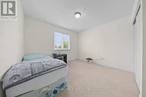 336 Gallantry Way Ottawa ON K2S 0R1