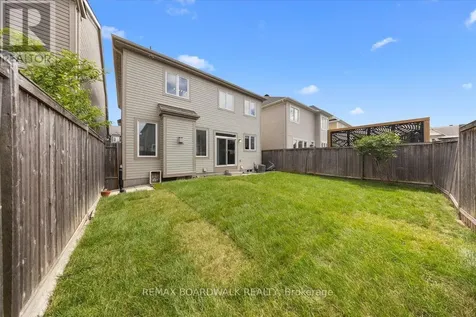 336 Gallantry Way Ottawa ON K2S 0R1