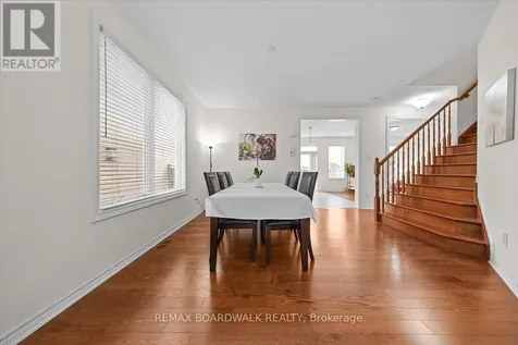 336 Gallantry Way Ottawa ON K2S 0R1