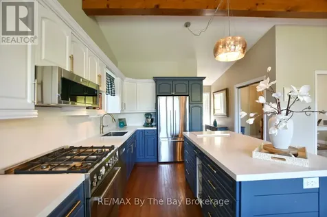 1434 River Road West Wasaga Beach ON L9Z 2W5
