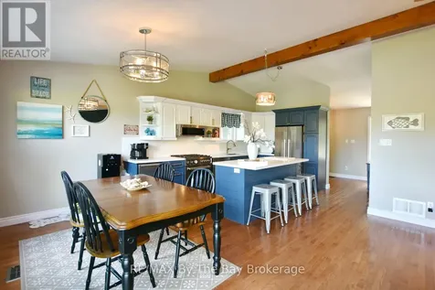 1434 River Road West Wasaga Beach ON L9Z 2W5