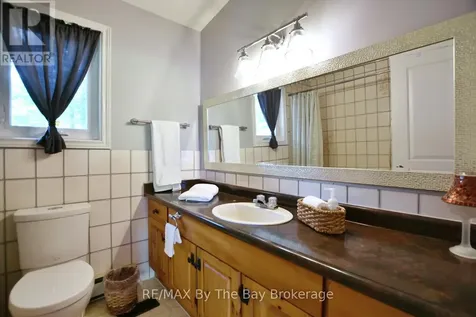 1434 River Road West Wasaga Beach ON L9Z 2W5
