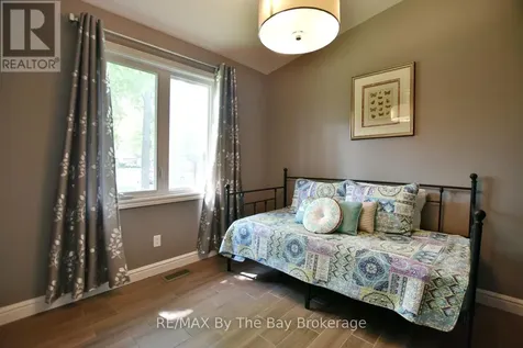 1434 River Road West Wasaga Beach ON L9Z 2W5