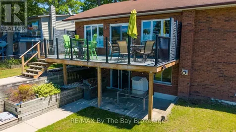 1434 River Road West Wasaga Beach ON L9Z 2W5