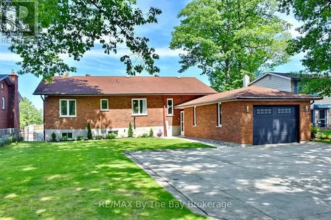 1434 River Road West Wasaga Beach ON L9Z 2W5
