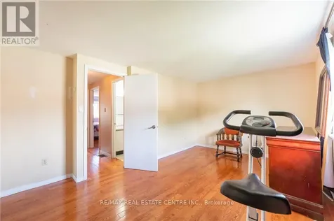 51 Paulander Drive Kitchener ON N2M 5E5