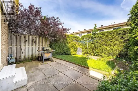 51 Paulander Drive Kitchener ON N2M 5E5