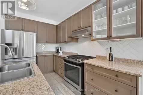 19 Cameron Street Springwater (centre Vespra) ON L9X 0S6