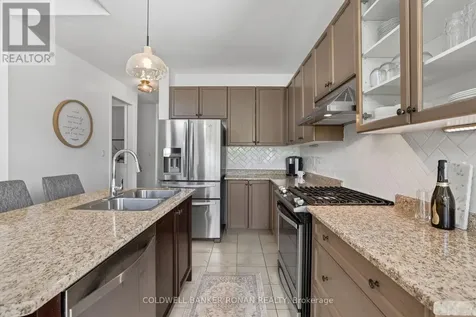 19 Cameron Street Springwater (centre Vespra) ON L9X 0S6